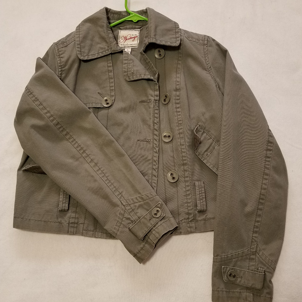 Cropped Jacket - Picture 1 of 3